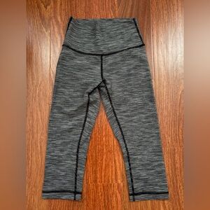 Lululemon athletica Charcoal Leggings 16.5” Inseam Size 4